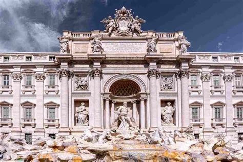 Passerella sulla Fontana di Trevi: un restyling 